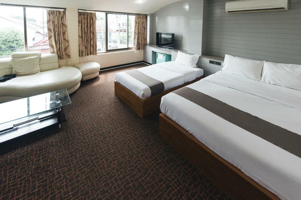 K.S.Pavilion Hotel Nakhonratchasima Exteriör bild