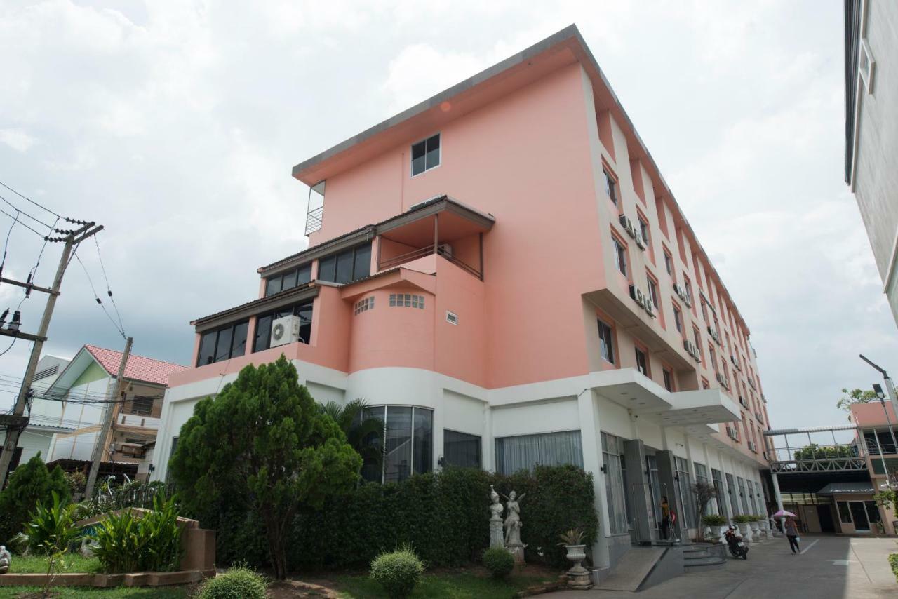 K.S.Pavilion Hotel Nakhonratchasima Exteriör bild