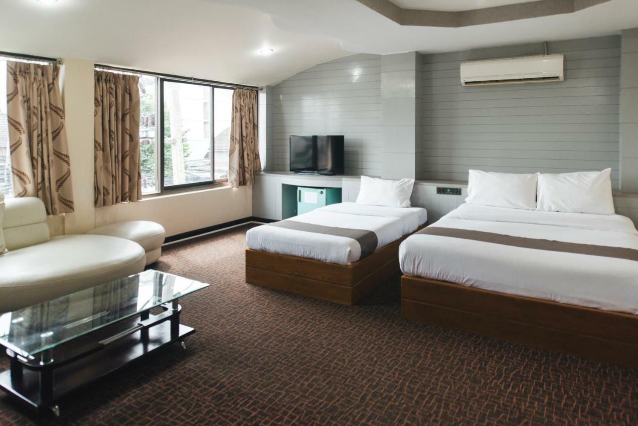 K.S.Pavilion Hotel Nakhonratchasima Exteriör bild